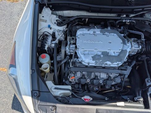 Used 2010 Honda Accord EX-L image 26