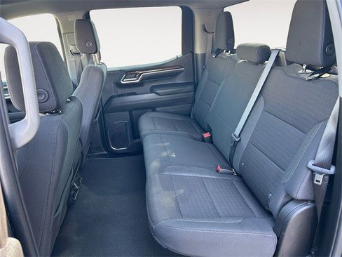 Certified 2024 GMC Sierra 1500 SLE image 13