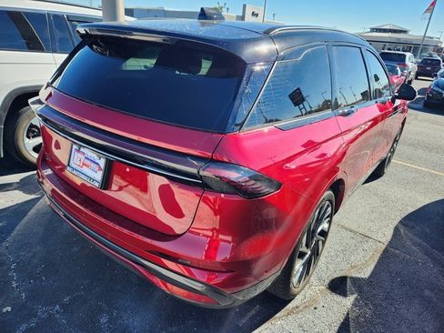 Used 2024 Lincoln Nautilus Reserve w/ Equipment Group 202A image 4