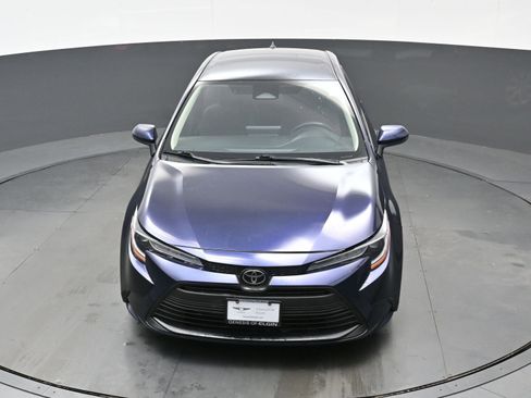 Used 2023 Toyota Corolla LE image 38