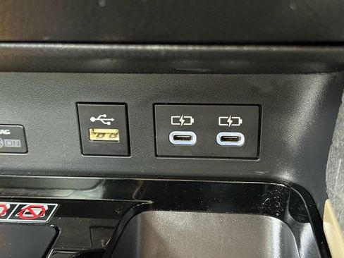 Certified 2025 Toyota Camry XLE image 22