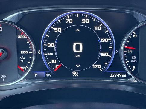 Used 2023 Chevrolet Traverse Premier image 15