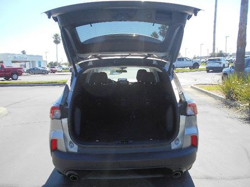Certified 2022 Ford Escape SE w/ SE Sport Appearance Package FWD image 11