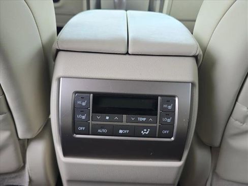 Used 2010 Lexus GX 460 image 16