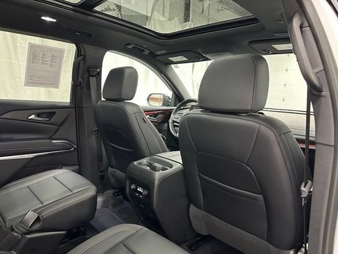 Used 2025 Chevrolet Traverse Z71 w/ Driver Confidence Package AWD/4WD image 53