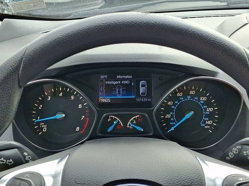 Used 2016 Ford Escape SE w/ Equipment Group 201A AWD/4WD image 19