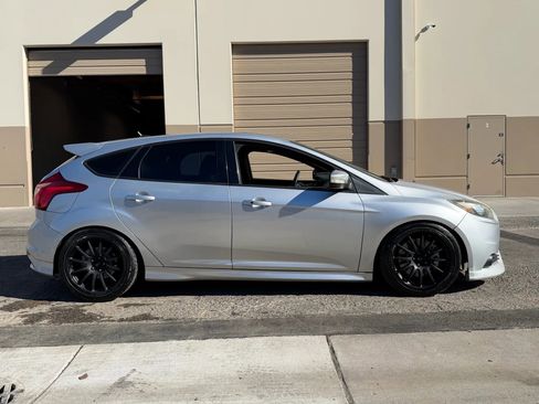 Used 2013 Ford Focus ST image 10