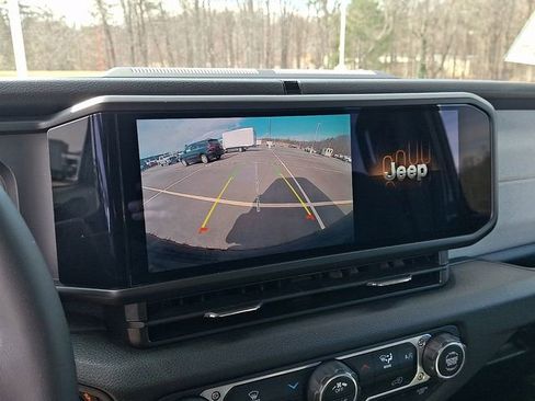 Used 2025 Jeep Wrangler Unlimited Sport S 4xe AWD/4WD image 18