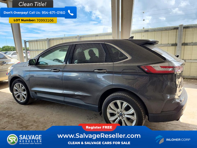 Used 2020 Ford Edge Titanium w/ Equipment Group 301A FWD image 3