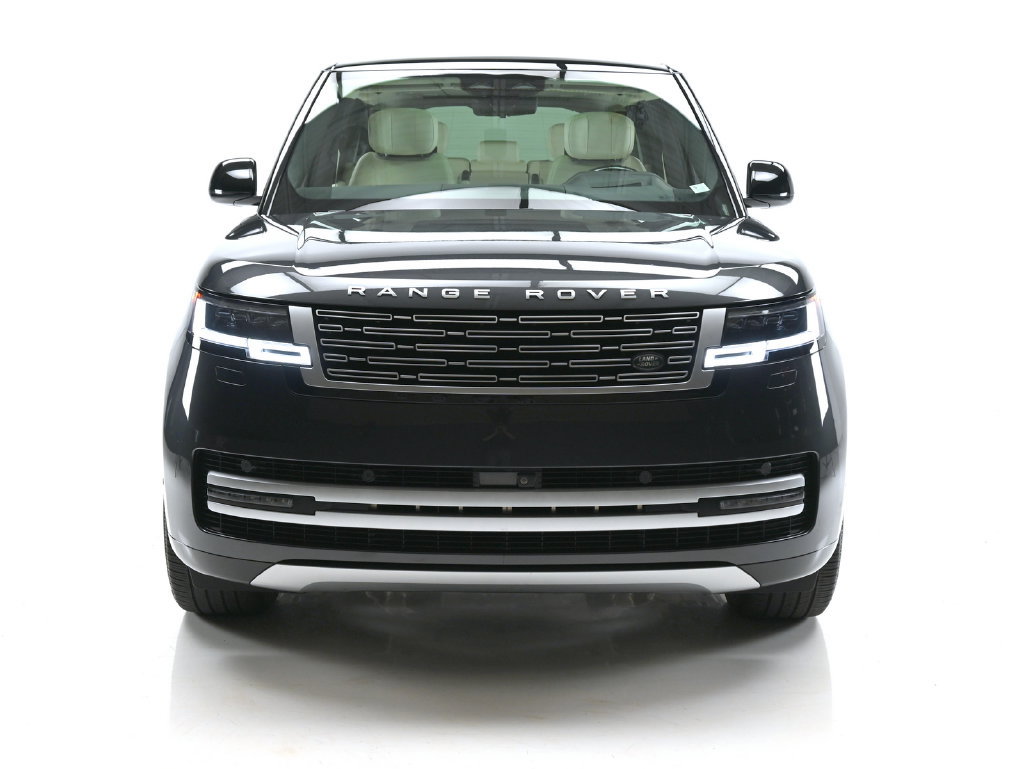 Used 2025 Land Rover Range Rover Long Wheelbase Autobiography AWD/4WD image 2