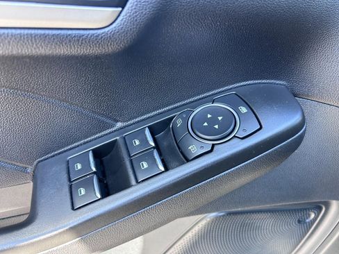 Used 2021 Ford Escape SEL image 19