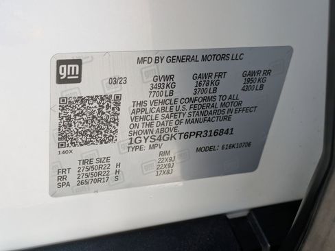 Used 2023 Cadillac Escalade Sport Platinum w/ LPO, ONYX Package AWD/4WD image 29