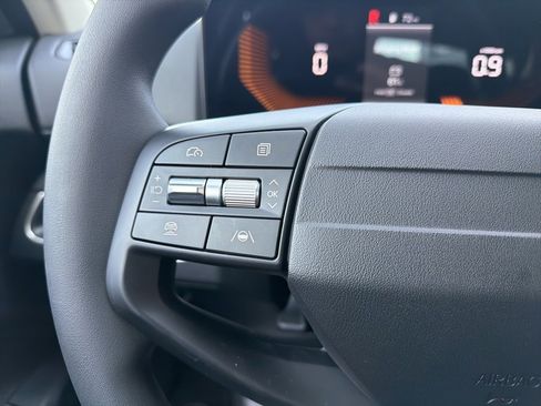 New 2025 Kia K4 LX image 36