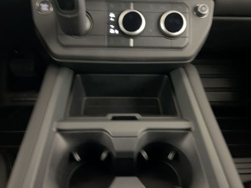 New 2026 Land Rover Defender 110 X-Dynamic SE image 26