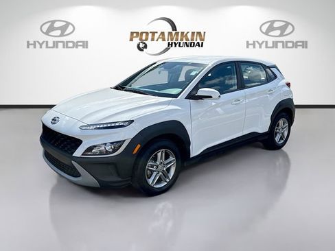 Certified 2023 Hyundai Kona SE image 1