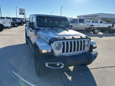 Used 2023 Jeep Gladiator Overland image 26