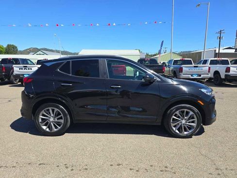 Used 2023 Buick Encore GX Select w/ Sport Touring Package AWD/4WD image 6