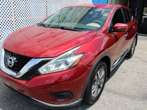 Used 2015 Nissan Murano S FWD image 3