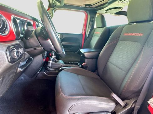 Used 2021 Jeep Wrangler Rubicon AWD/4WD image 23