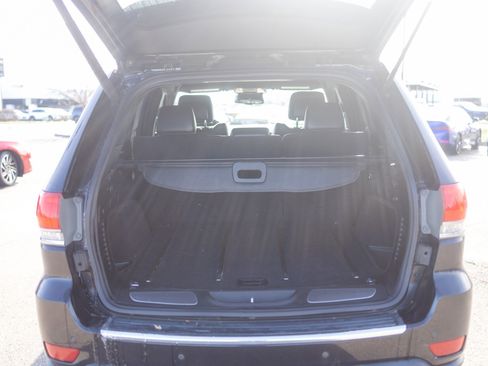 Used 2015 Jeep Grand Cherokee Limited image 18