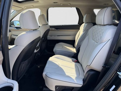 Used 2022 Hyundai Palisade Limited AWD/4WD image 11