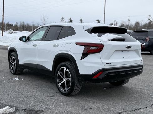 Used 2024 Chevrolet Trax RS w/ Driver Confidence Package image 7