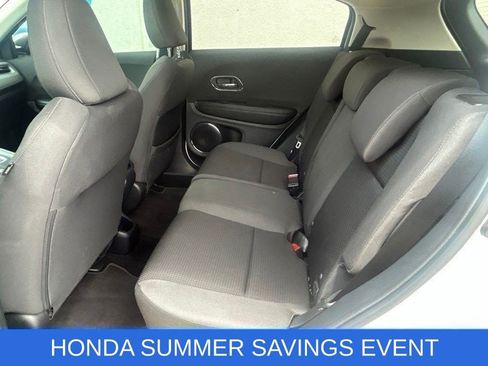Used 2021 Honda HR-V EX image 12