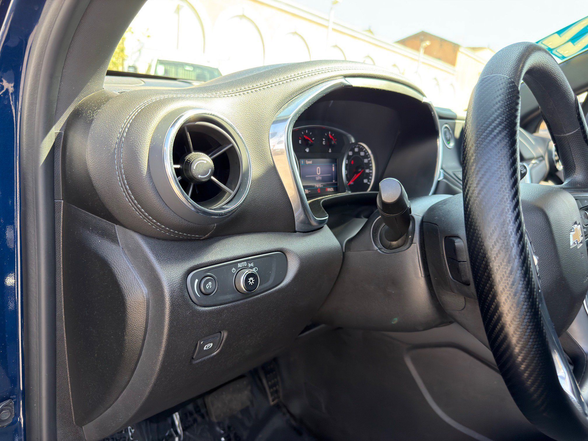 Used 2022 Chevrolet Blazer LT FWD image 27