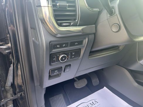 Used 2021 Ford F150 Lariat w/ Equipment Group 502A High image 24