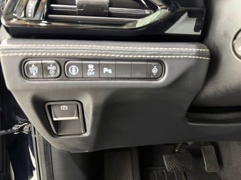 Certified 2022 Acura MDX SH-AWD w/ Advance Package image 9