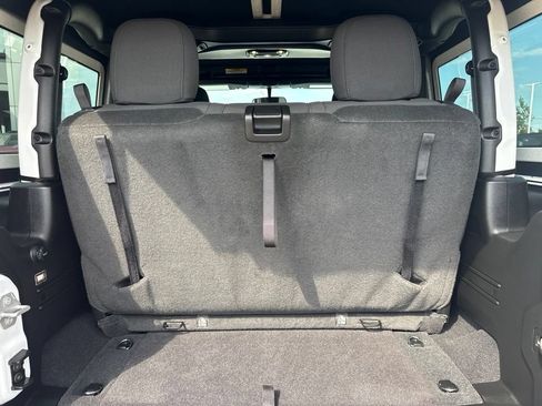 Used 2023 Jeep Wrangler Sport AWD/4WD image 17