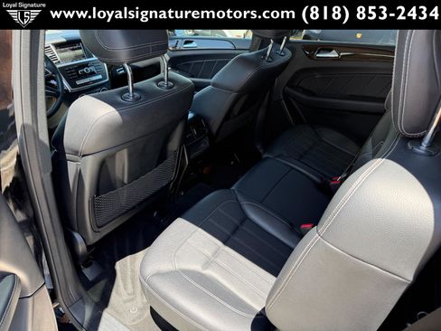 Used 2015 Mercedes-Benz GL 450 4MATIC image 15