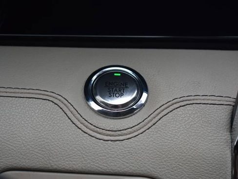 Used 2018 Lincoln Navigator L Reserve w/ Technology Package image 28