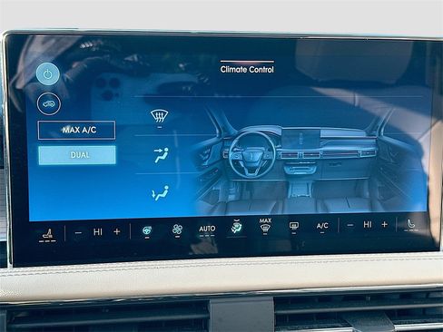 Used 2025 Lincoln Corsair AWD w/ Equipment Group 101A image 16