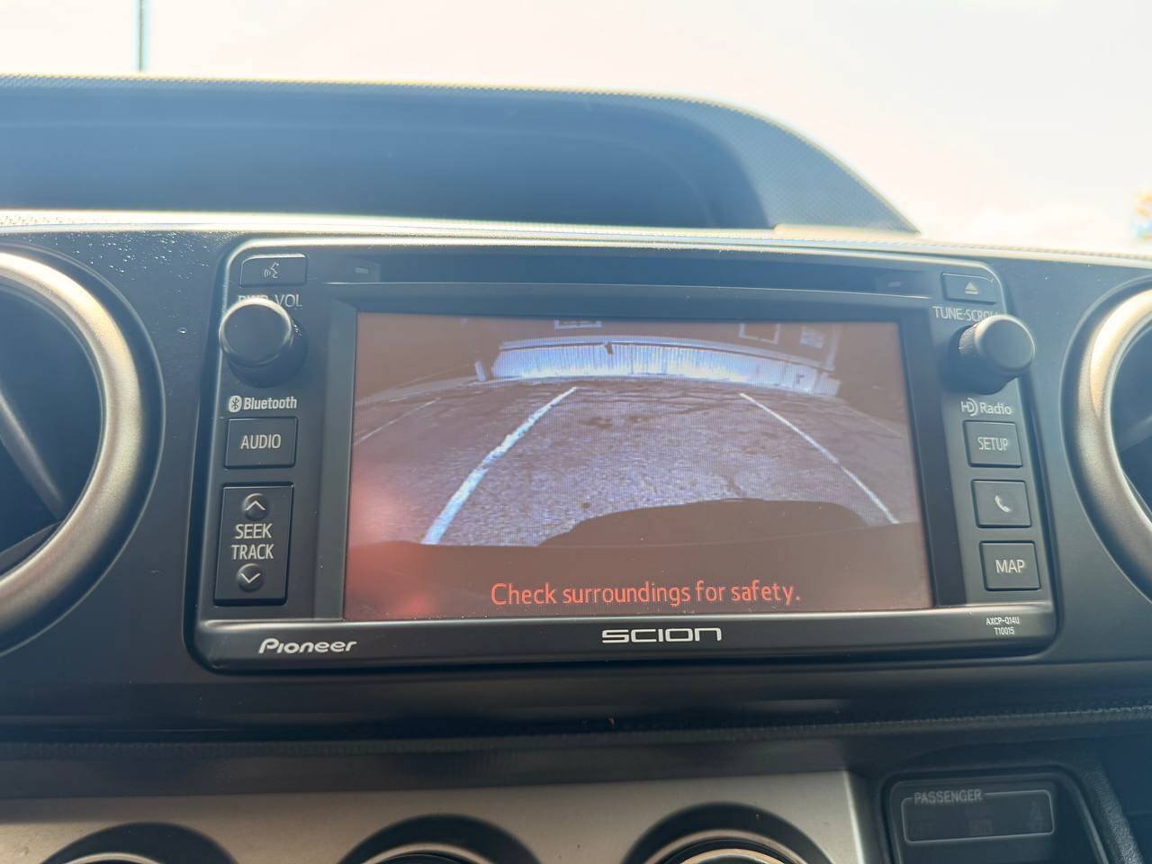Used 2015 Scion xB FWD image 21