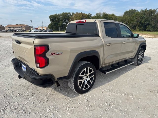 Used 2024 Chevrolet Colorado Z71 w/ Z71 Convenience Package 2 AWD/4WD image 7