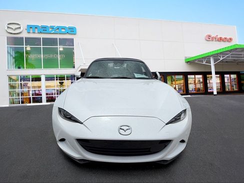 New 2026 MAZDA MX-5 Miata Grand Touring RWD image 2