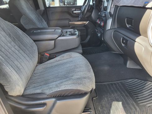 Used 2020 Chevrolet Silverado 1500 LT w/ All-Star Edition image 23