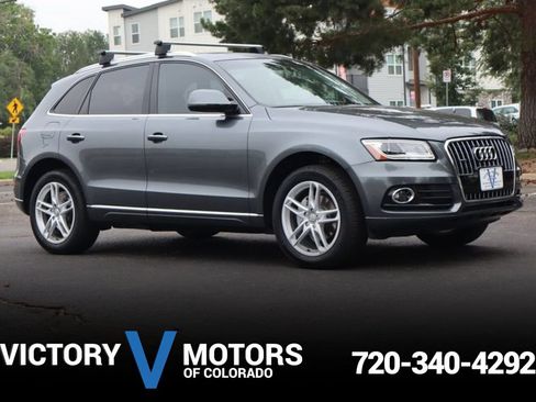 Used 2017 Audi Q5 2.0T Premium Plus w/ Technology Package AWD/4WD image 1