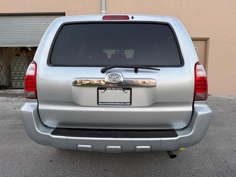 Used 2007 Toyota 4Runner SR5 image 14
