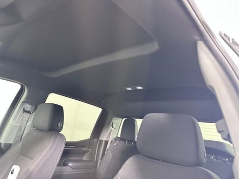 Used 2024 GMC Sierra 1500 SLE image 12