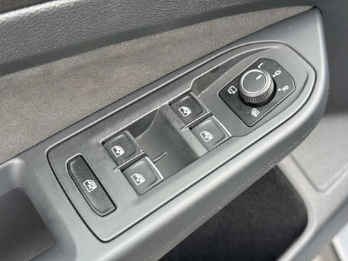 Used 2024 Volkswagen GTI S image 22