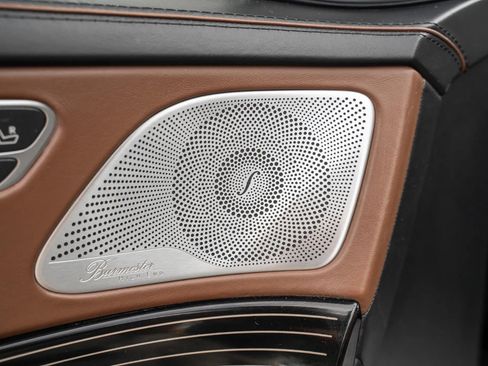 Used 2019 Mercedes-Benz Maybach S 560 4MATIC image 35