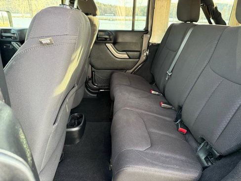Used 2014 Jeep Wrangler Unlimited Sport w/ Quick Order Package 24S image 15