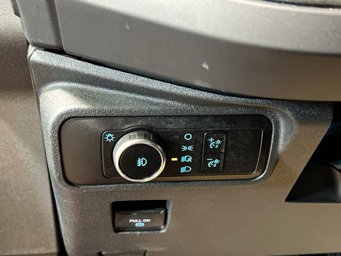 Used 2025 Ford Bronco Badlands AWD/4WD image 13
