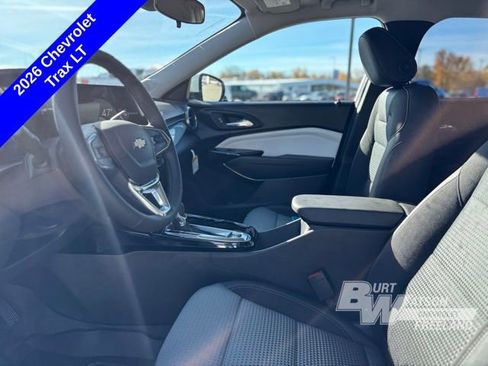 New 2026 Chevrolet Trax LT image 9