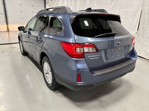 Used 2016 Subaru Outback 2.5i Premium AWD/4WD image 5
