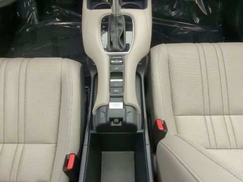 Used 2025 Honda HR-V EX-L image 23