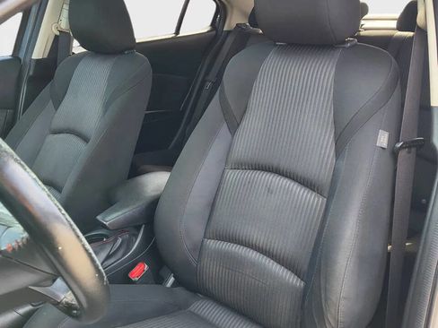 Used 2016 MAZDA MAZDA3 i Touring image 11