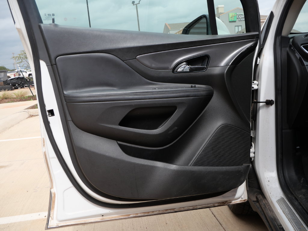 Used 2021 Buick Encore Preferred FWD image 13